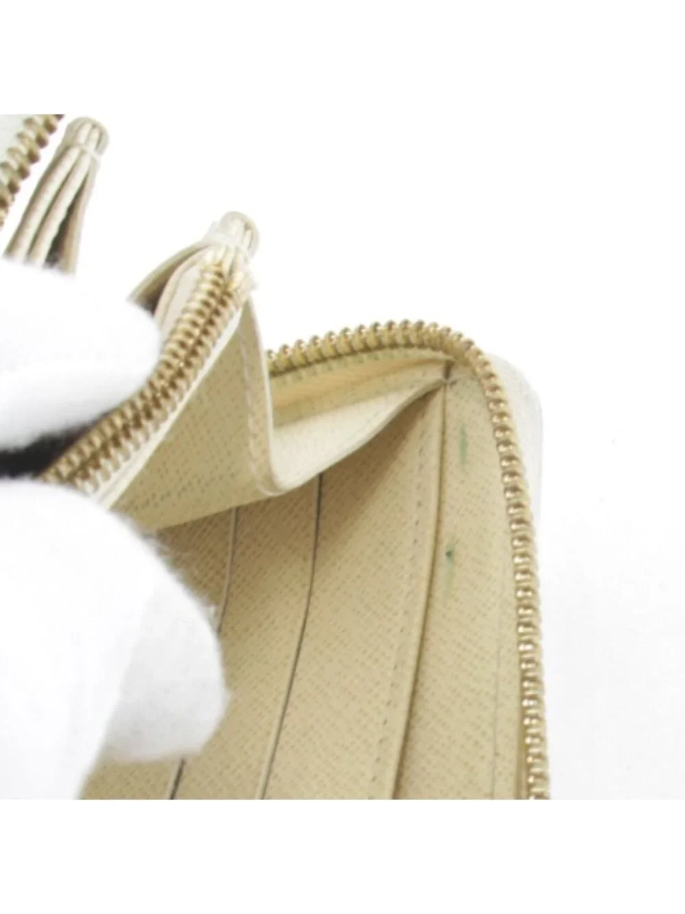 Louis Vuitton this authentic